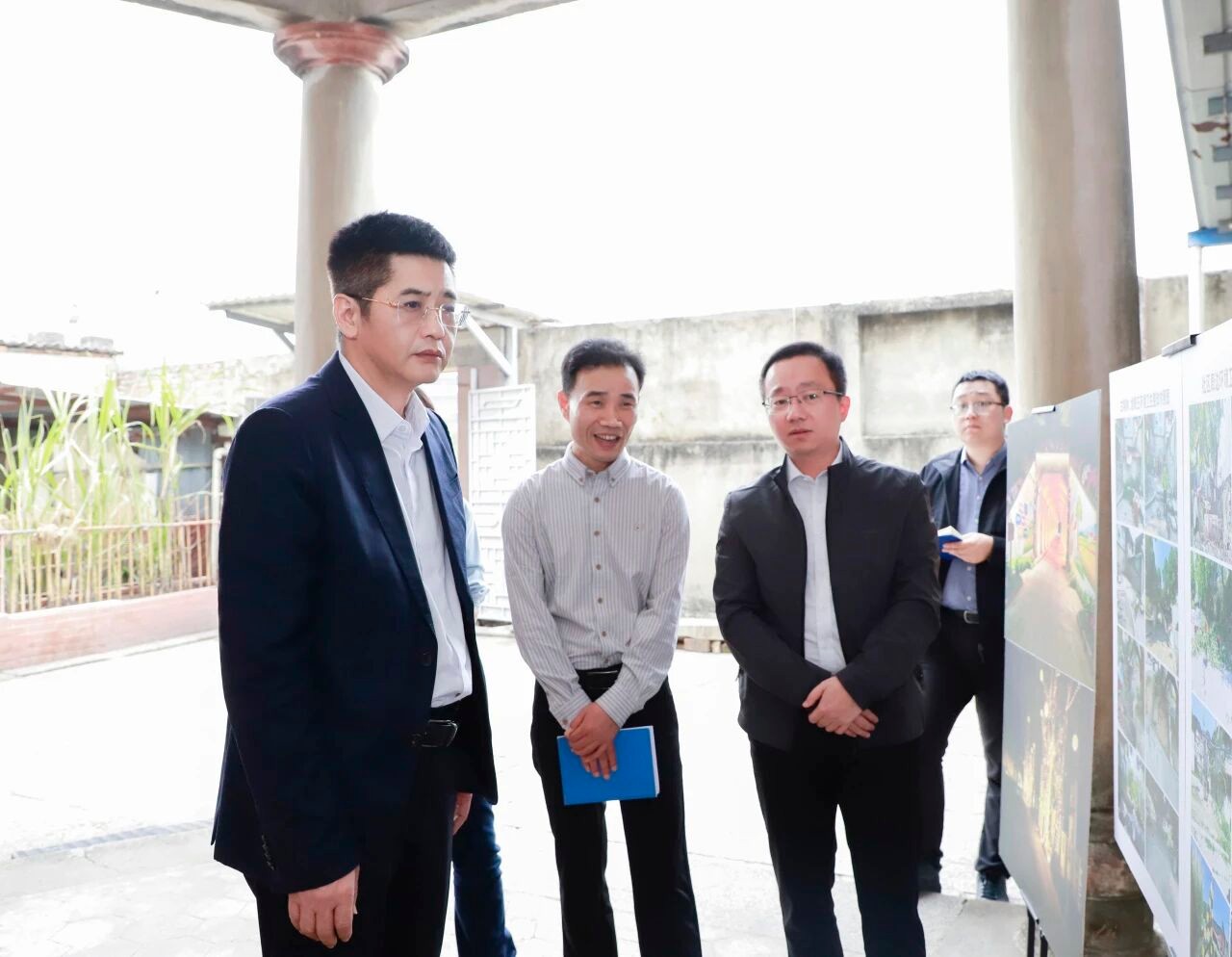 丰泽区委主要领导调研美丽社区建设，开展森林防灭火现场检查及巡河工作